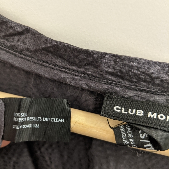 CLUB MONACO 100% silk dark grey tee with pocket, sz XS - Picture 4 of 4